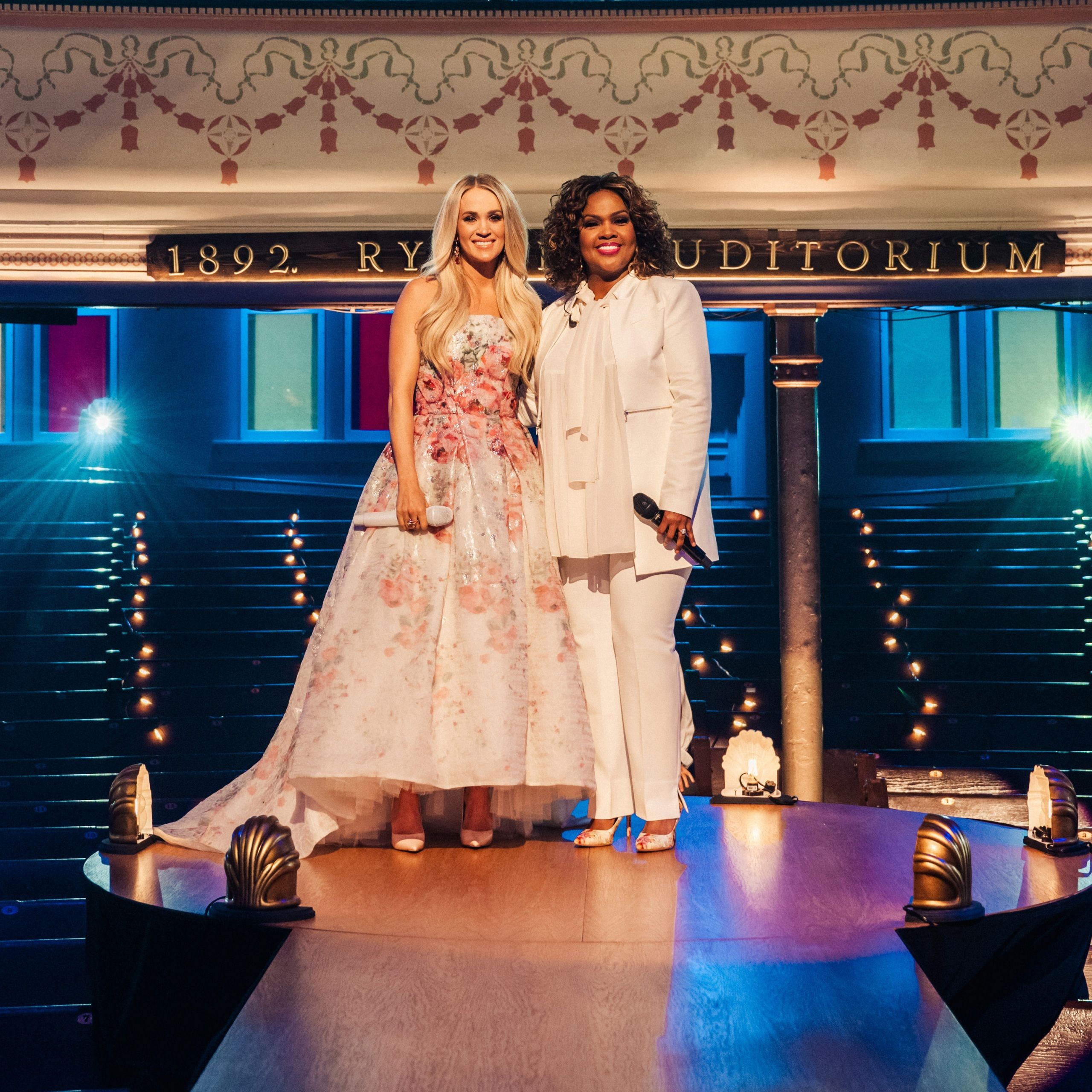 Carrie Underwood Collaboration with CeCe Winans Wins 2021 GMA Dove Award for Inspirational Recorded Song of the Year