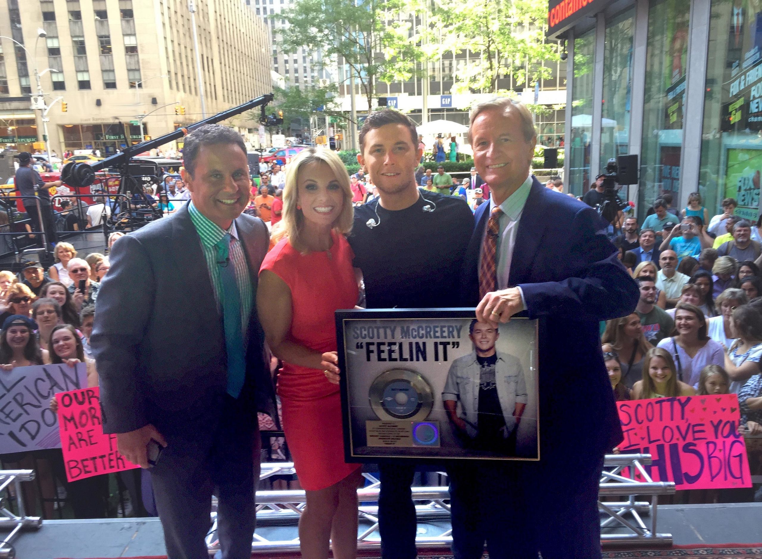 SCOTTY McCREERY RECEIVES RIAA GOLD-CERTIFIED SINGLE FOR “FEELIN’ IT”
