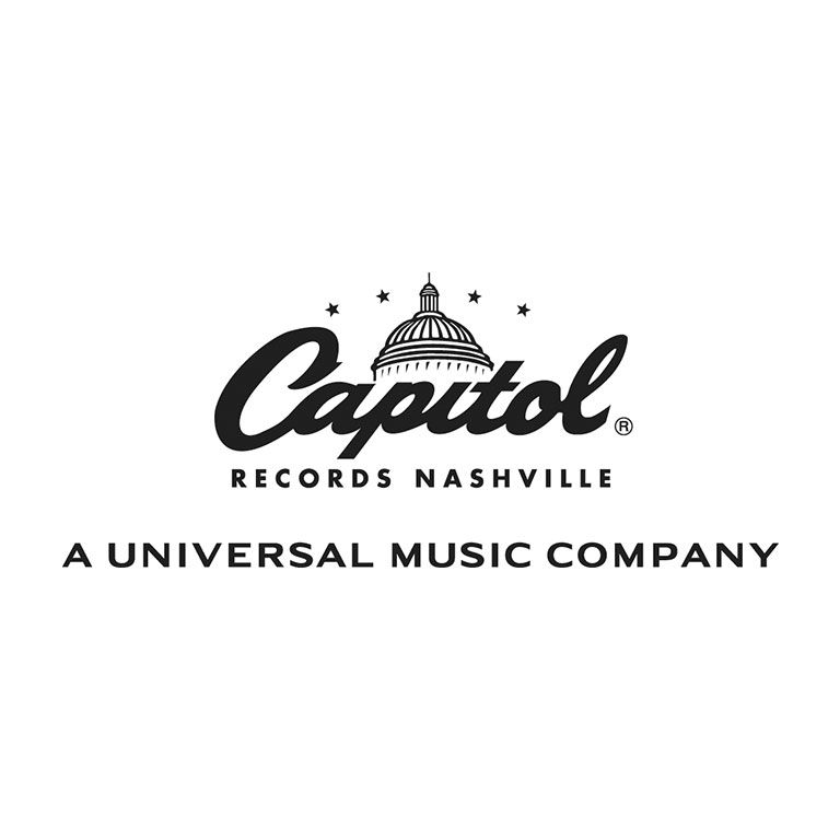 CARRIE UNDERWOOD SIGNS WORLDWIDE DEAL WITH UNIVERSAL MUSIC GROUP