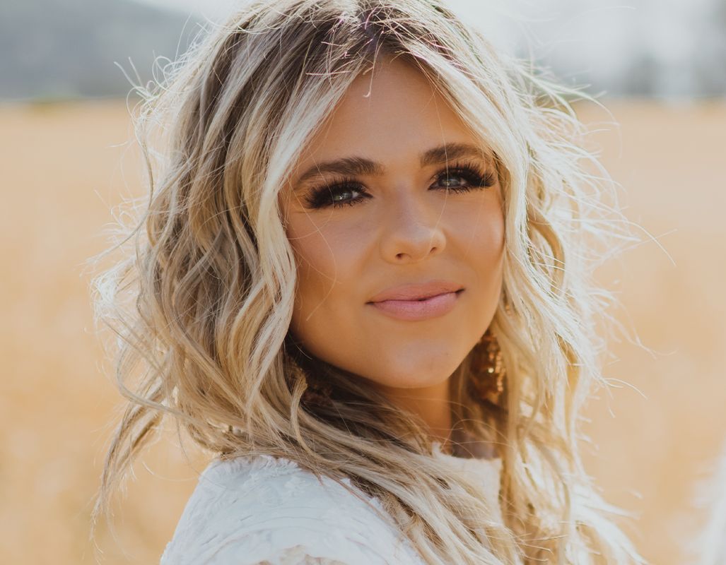 Anne Wilson Honored With Billboard Music Award For Top Christian Album