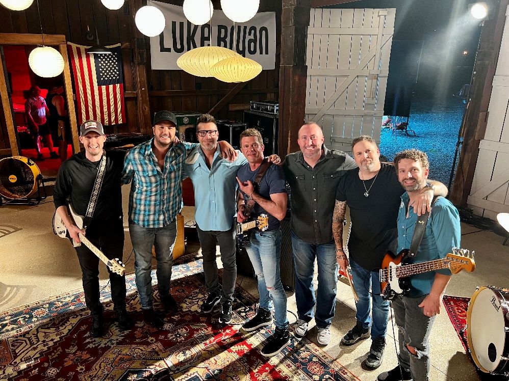 Luke Bryan Releases New Music Video for “But I Got A Beer In My Hand”