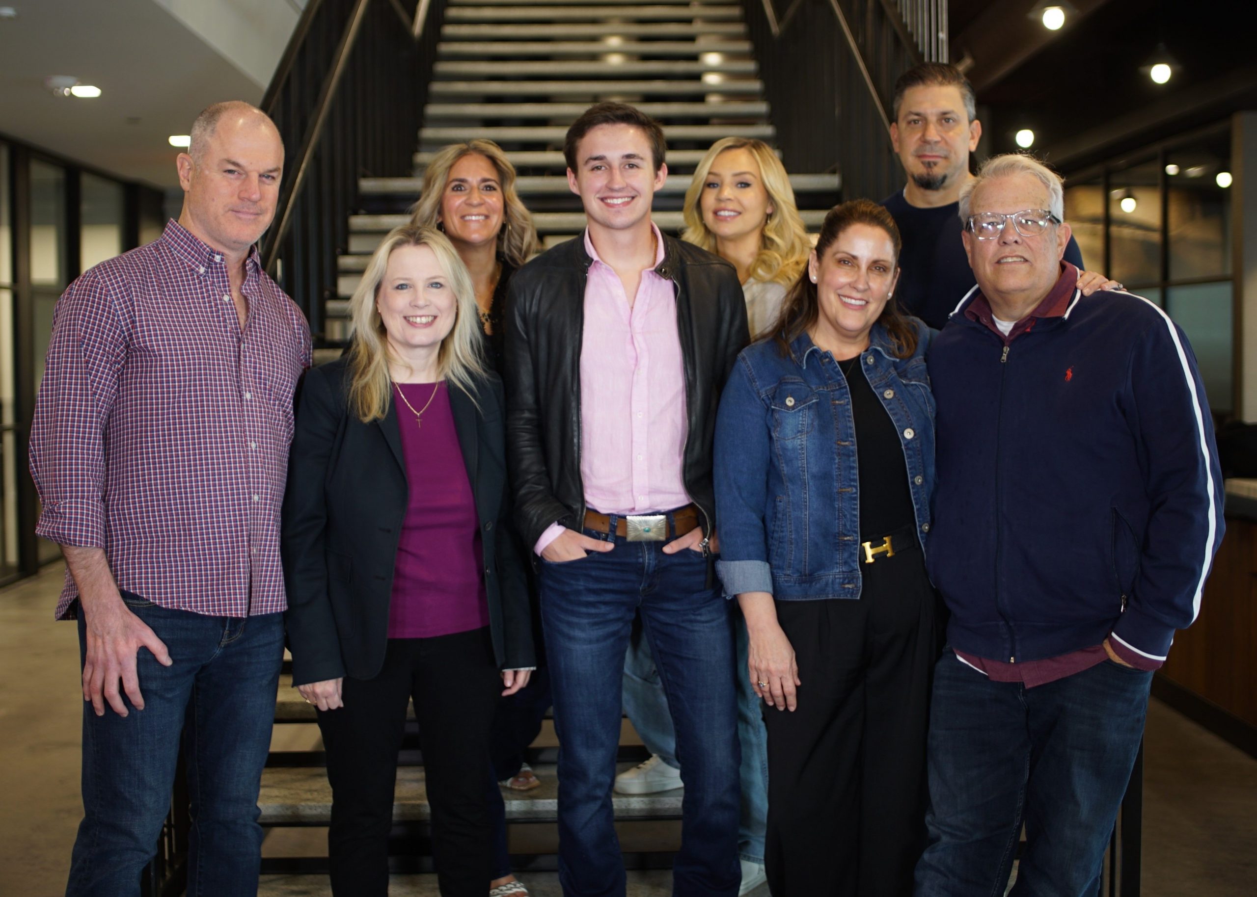 UNIVERSAL MUSIC GROUP NASHVILLE SIGNS TIMOTHY WAYNE