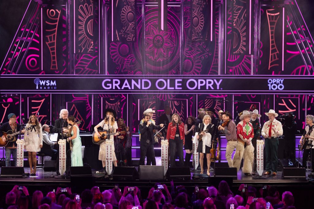 Ringo-and-Opry-cast-2-21-25-Chirs-Hollo-4014