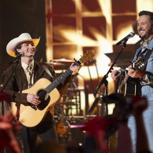 John-Foster-and-Luke-perform-CW_03904