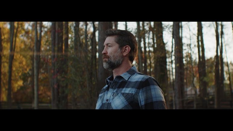 JOSH TURNER DEBUTS OFFICIAL MUSIC VIDEO FOR “UNSUNG HERO” THIS MEMORIAL DAY WEEKEND