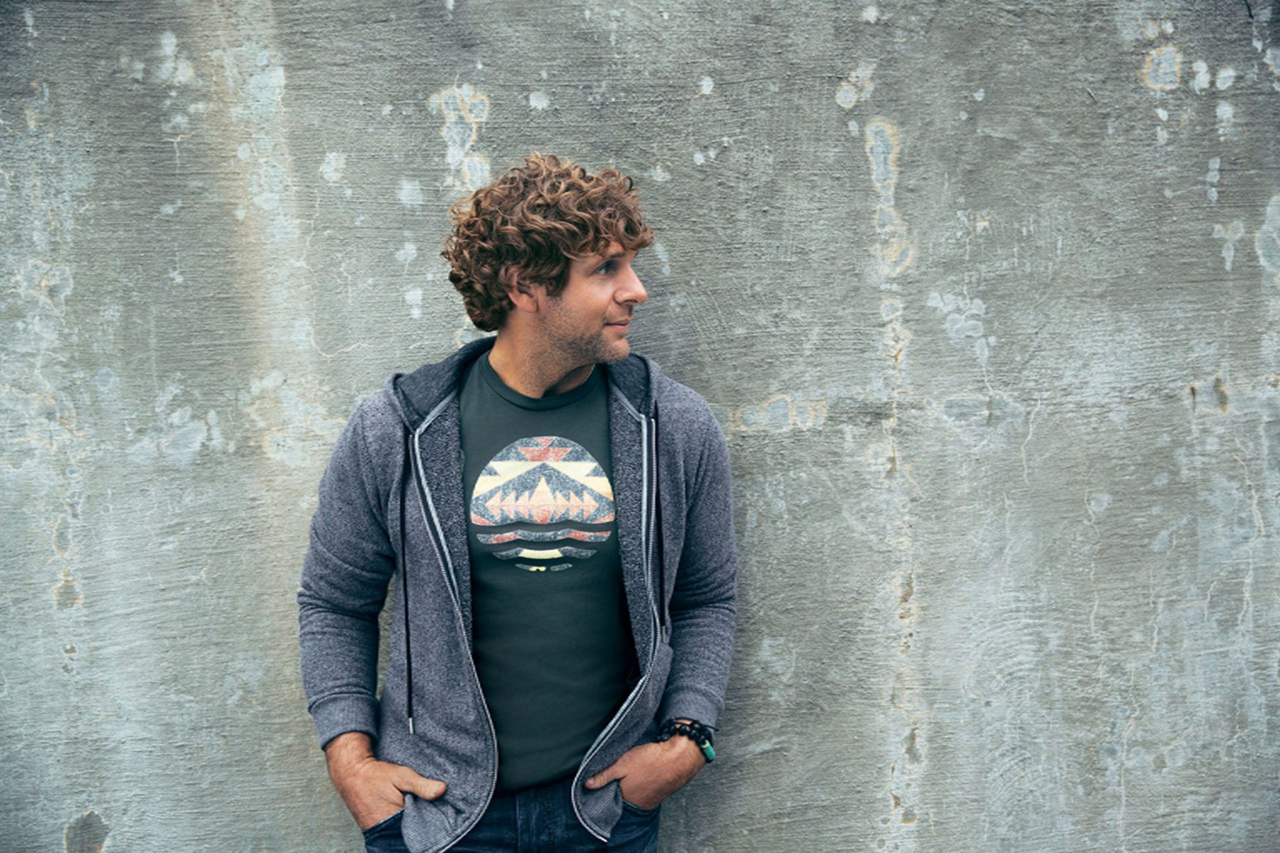 BILLY CURRINGTON LANDS THREE WEEK No.1 SINGLE WITH “DO I MAKE YOU WANNA”