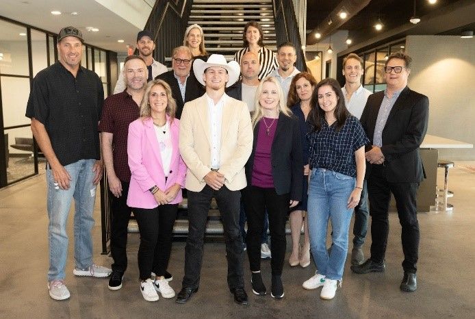Bryce Leatherwood – Winner of Season 22 of “The Voice” – Signs with Universal Music Group Nashville in Alliance with Republic Records