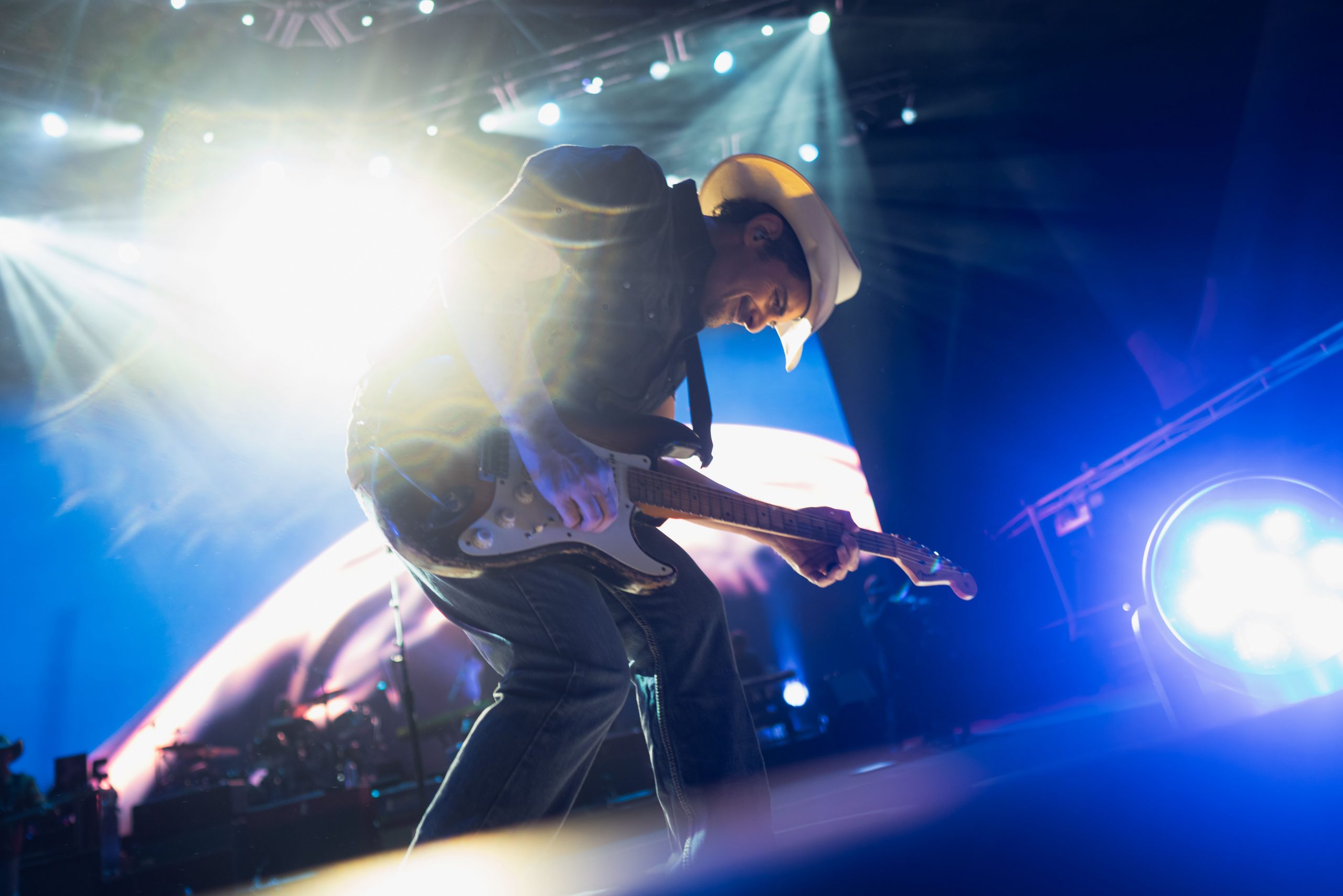 Brad Paisley Launches First Leg of “Truck Still Works World Tour” with Sold-Out Weekend