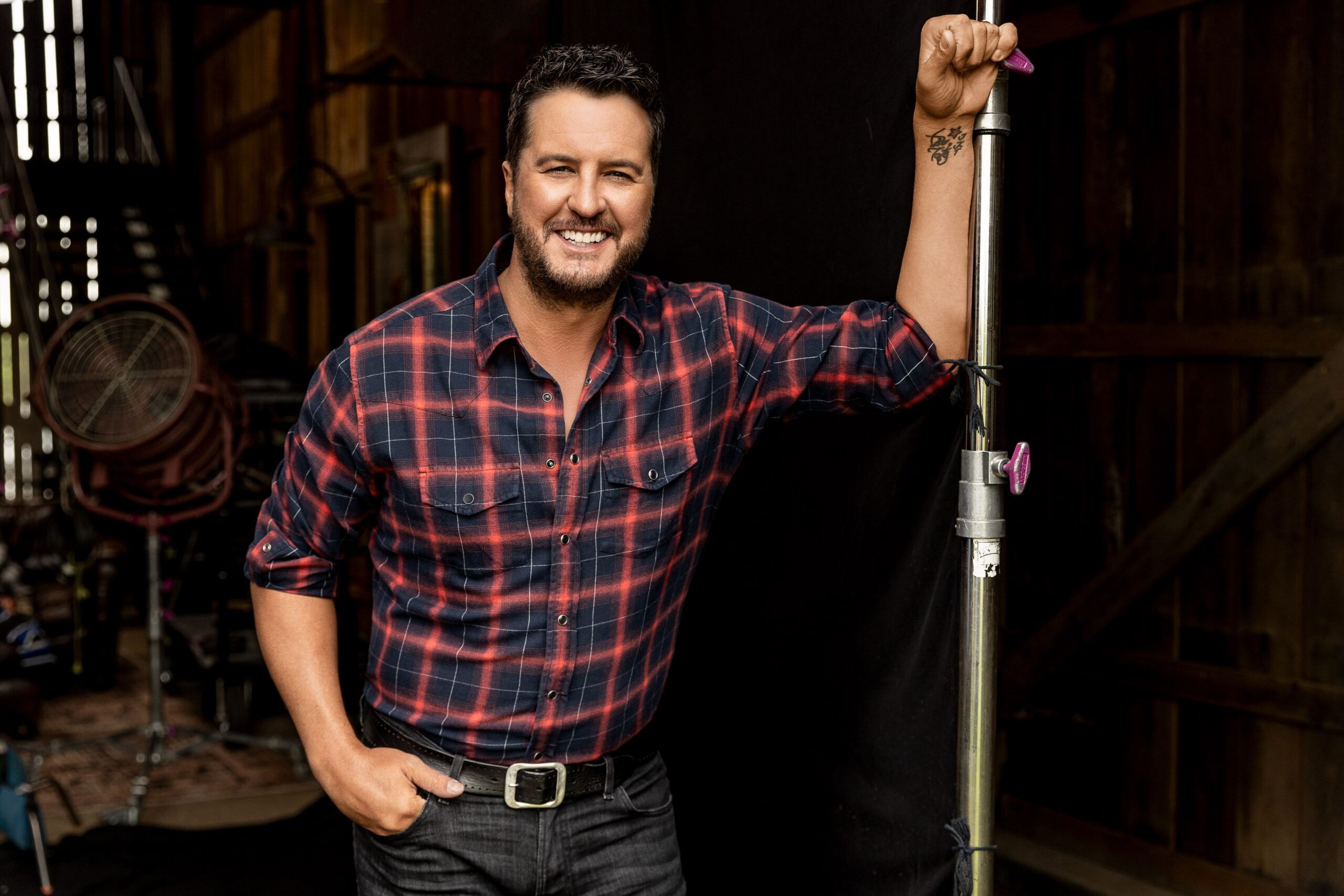 Luke Bryan Claims 32nd #1 Single of Career with “Country Song Came On”